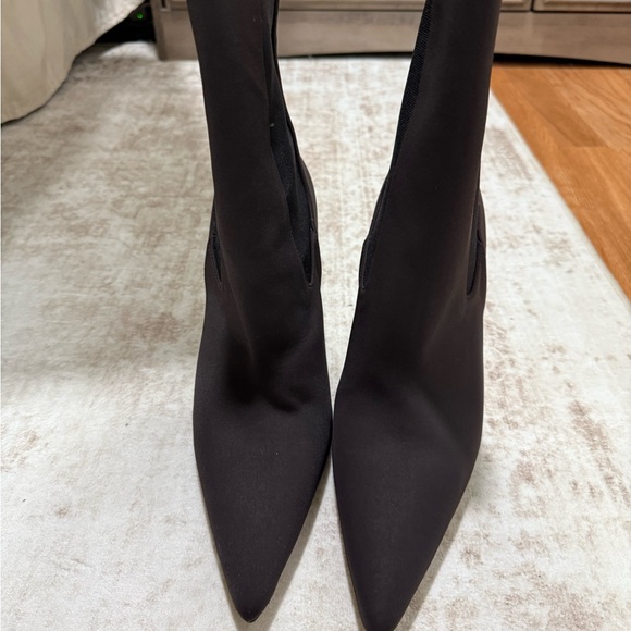 Good American Black Heeled Boots - Picture 2 of 5